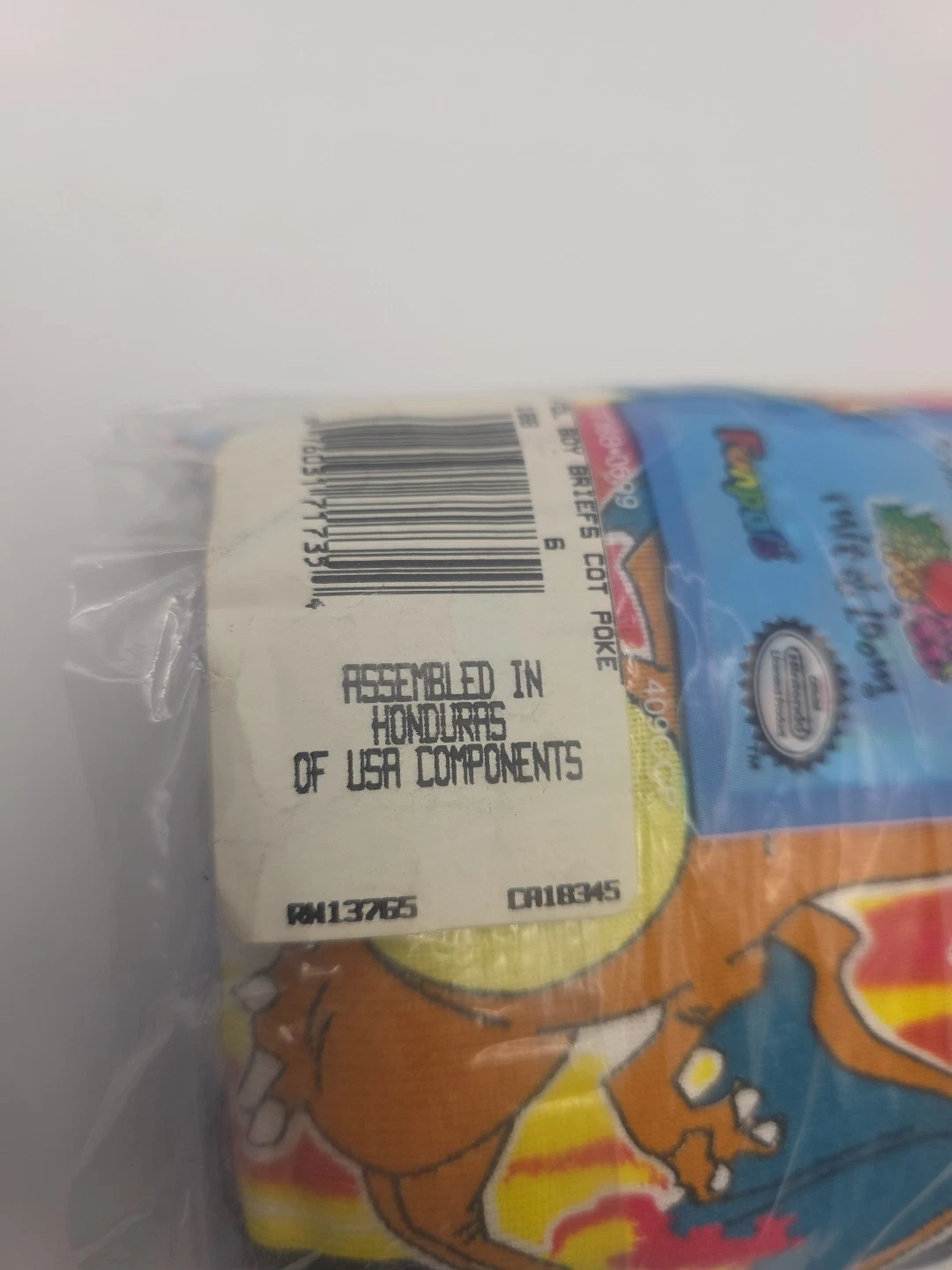 サイズ 6 男の子用 フルーツオブザルーム ファンパル ポケモン ブリーフ 下着 VTG 1999 レア - 画像4/6