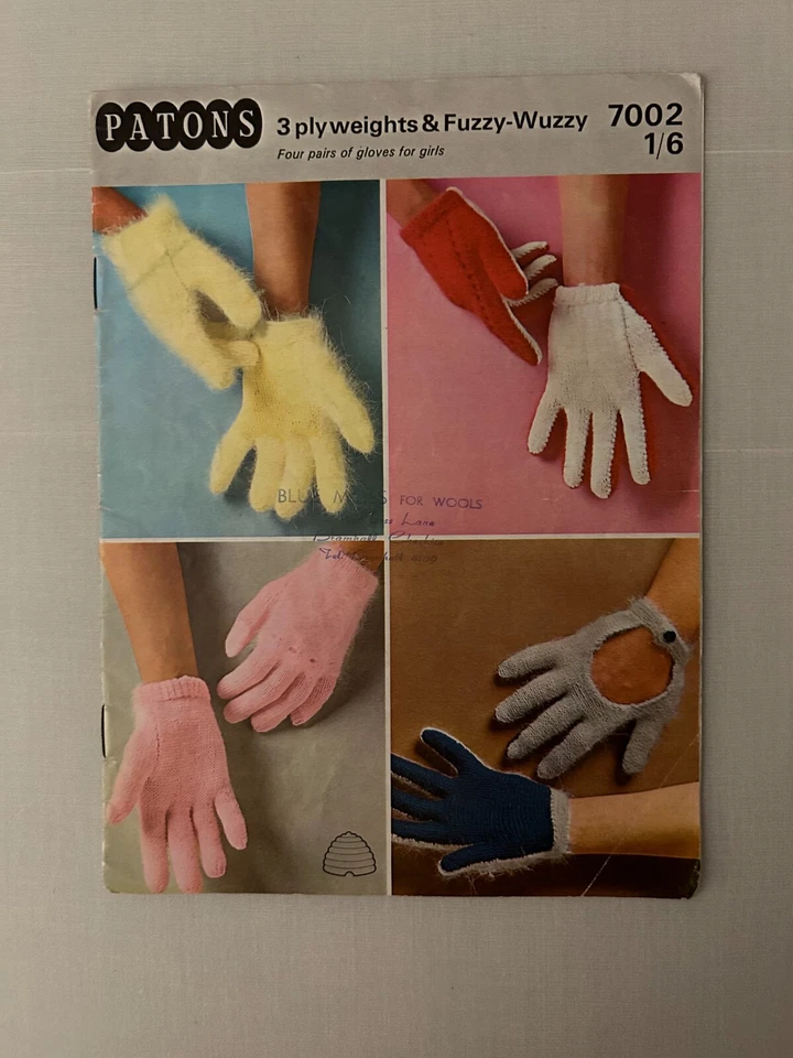 Set Of Four Knitting Patterns Women's Gloves Mittens, Hats & Scarves Vintage - Image 4 of 4