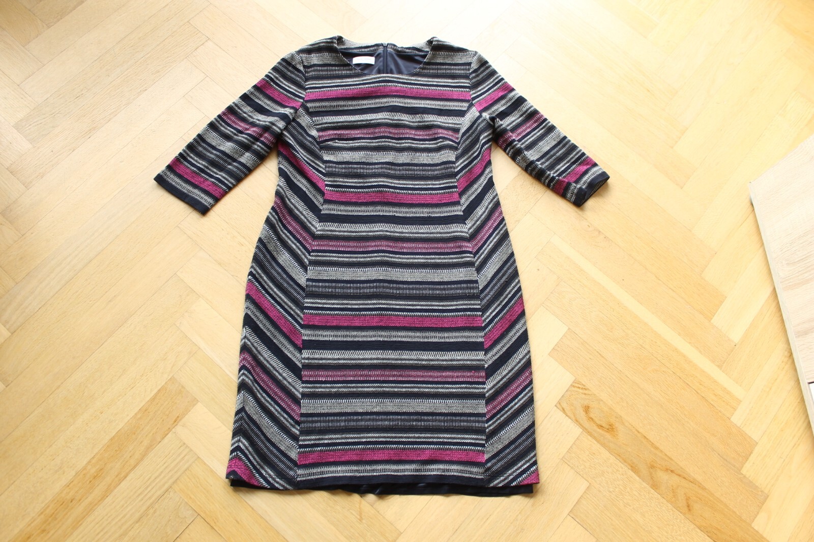 Foto 1 di 7