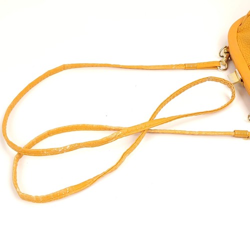 Vintage Leather Express Yellow Shoulder Bag - Gold Hardware Retro Y2K Style - Picture 16 of 24