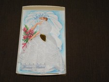 VINTAGE WEDDING TREASURE MASTERS WHITE BRIDAL HANDKERCHIEF NEW IN BOX