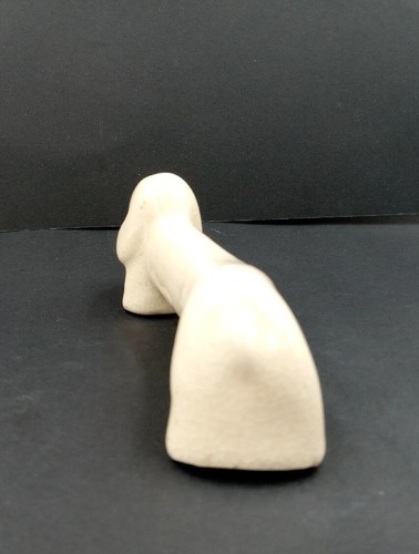 VINTAGE ISRAEL NAAMAN ? DOG FIGURINE WHITE PORCELAIN HAND MADE Basset hound 4" - Picture 5 of 17