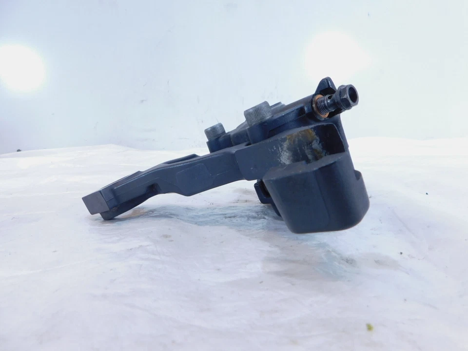 Pinza de freno trasera Harley Davidson Touring Road King & Street y Electra Glide Foto 3 de 4