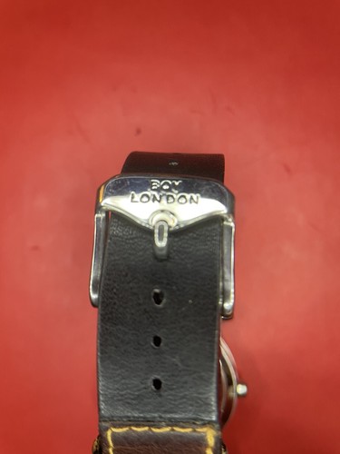 RARE VINTAGE BOY LONDON Quartz Metal Watch with Leather Strap (Running) - Picture 3 of 8