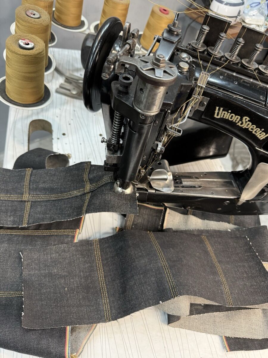 s-l1200.jpg s-l1200.jpg