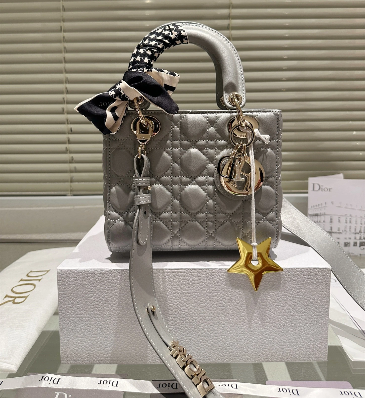 Sac caramel nacré Dior