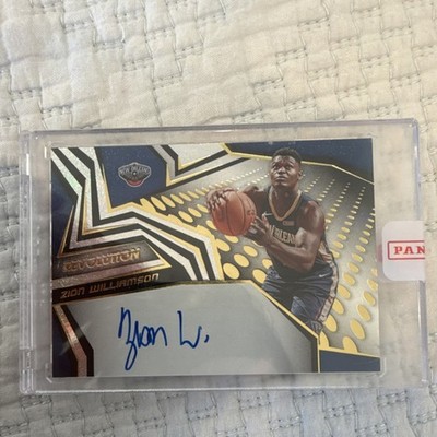 Panini Revolution 2019-20 Zion Williamson Rookie Autograph Pelicans #RA-ZWL