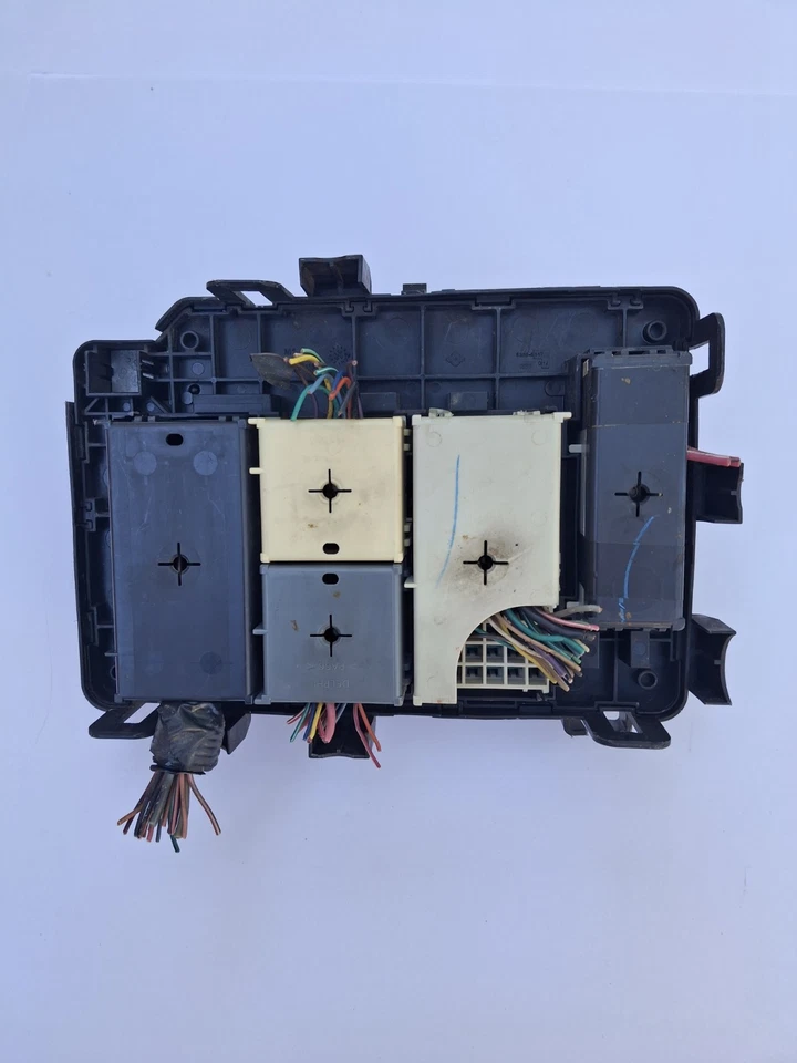 Pontiac G5 2009 caja de fusibles Foto 2 de 2