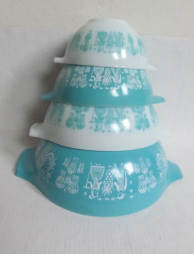 Pyrex Amish Butterprint Cinderella Bowls Turquoise & White (set of 4) 441-444