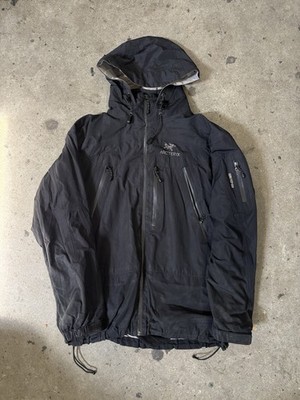 Vintage Arc'teryx Theta Gore-Tex Jacket With Fleece Liner