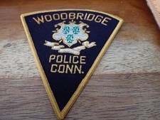 WOODBRIGE CONNECTICUT POLICE COLLECTIBLE SHOULDER    PATCH OBSOLETE BX 14 #1