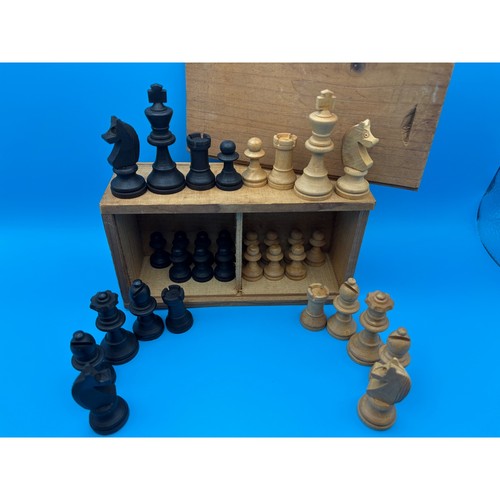 Vintage Hand Carved Imported Chessmen Made in France Lowe Company NY Wooden Box