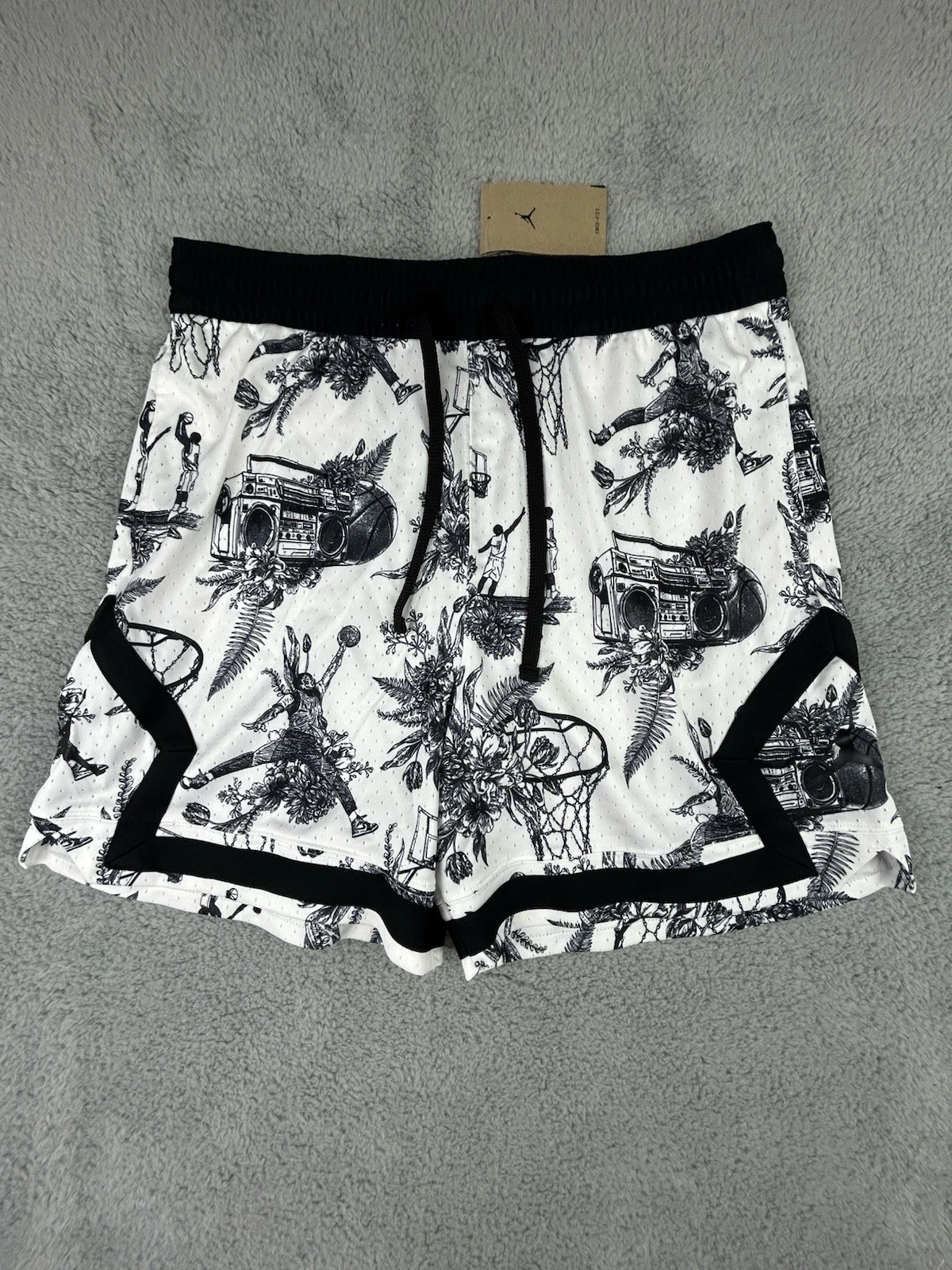 Nike Jordan Shorts Mens XL White Dri-Fit Sport Diamond Printed FV8614-100 NWT