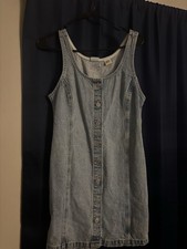 Levi’s Denim dress with button up front ￼