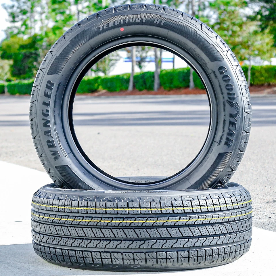 2 Tires Goodyear Wrangler Territory HT 235/45R19 95V AS A/S All Season Foto 3 de 4