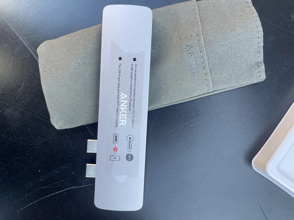 Anker PowerExpand Media hub  USB C Hub for MacBook Anker  USB-C Hub (7-in-2) - Image 3 of 4