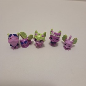 Hatchimals CollEGGtibles Rainbow-cation Wolf Family Lot Of 10