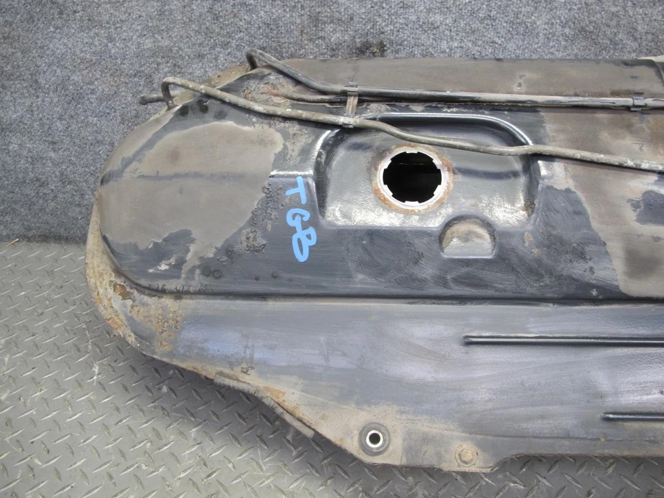 88-91 BMW E30 325i Serie 3 Tanque de combustible Gas Manguera Tubo Montaje OEM Foto 3 de 4