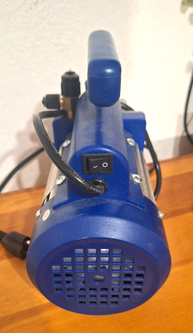 ZENY 1 Stage VP125+ Vacuum Pump 110V 3.5 CFM 5Pa 1/4 HP Gently Used