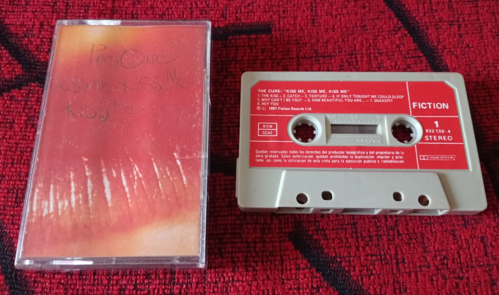 THE CURE ** Kiss Me Kiss Me Kiss Me ** ORIGINAL 1987 Spain CASSETTE