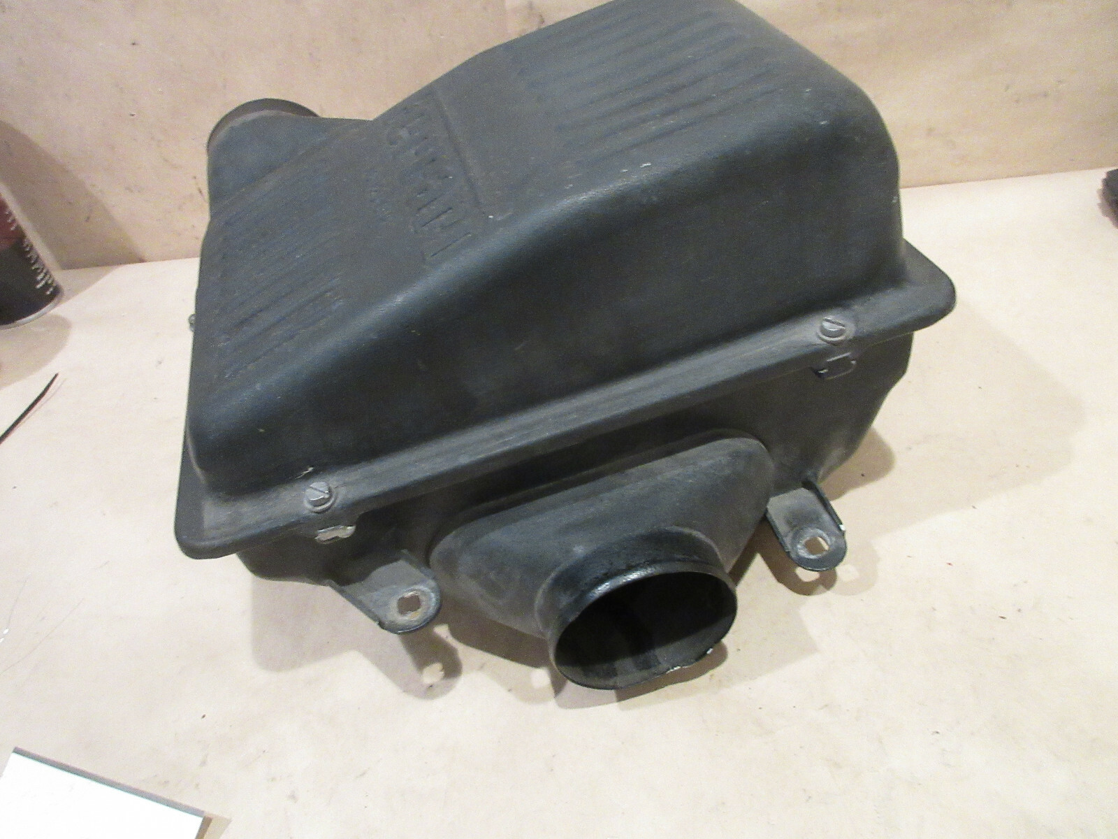 Ferrari 355 -  RH Air Cleaner / Filter Box  - P/N162416