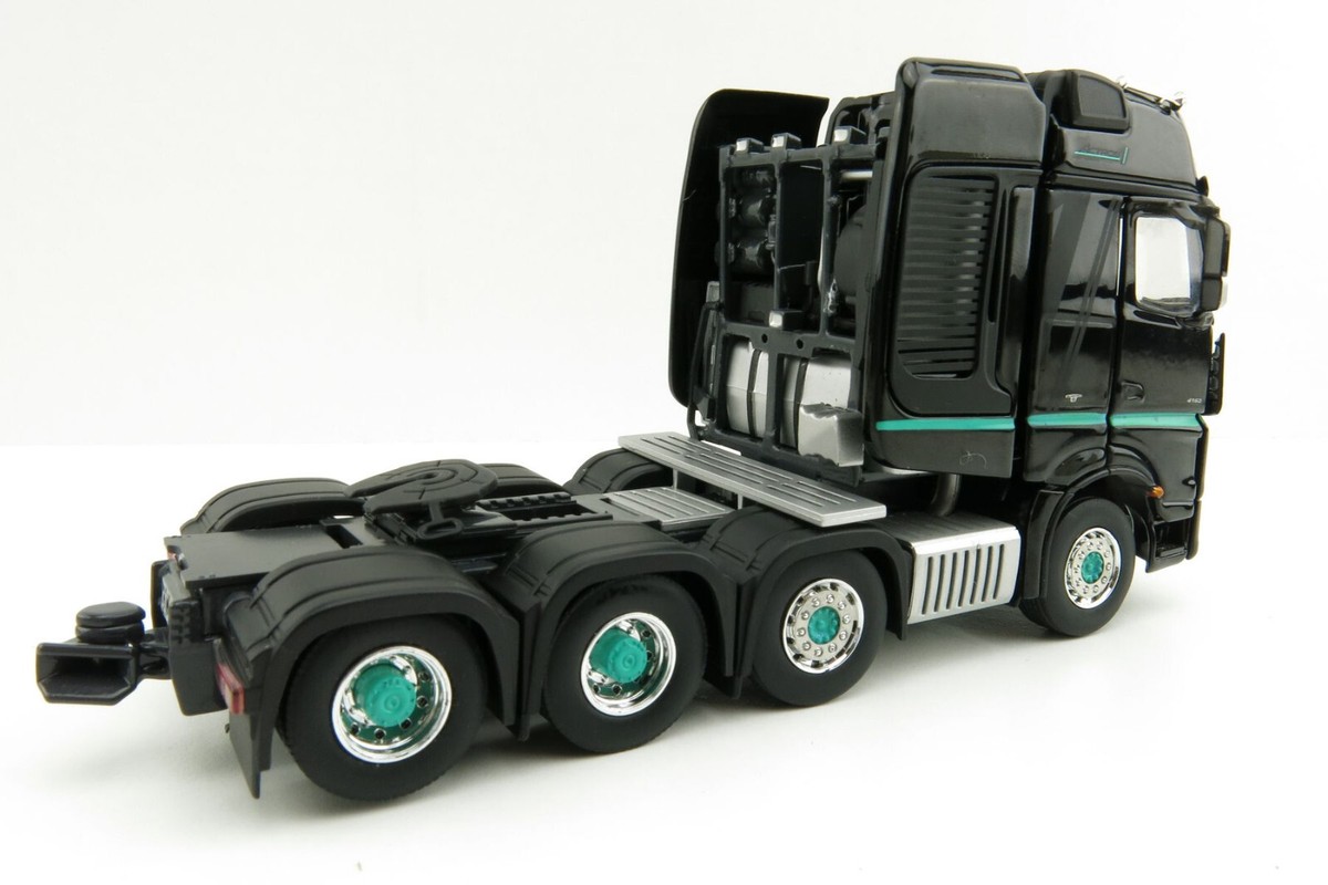 IMC Models 33-0126 Mercedes-Benz Actros SLT BigSpace 8x4 Actros 1 Black 1:50 IMC Models 33-0126 Mercedes-Benz Actros SLT BigSpace 8x4 Actros 1 Black 1:50