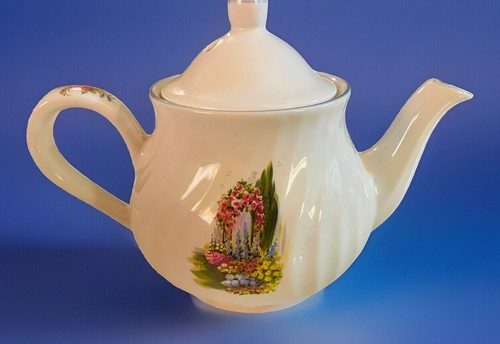 Arthur Wood small teapot and tea cups English Staffordshire bone china VTG - Picture 5 of 9