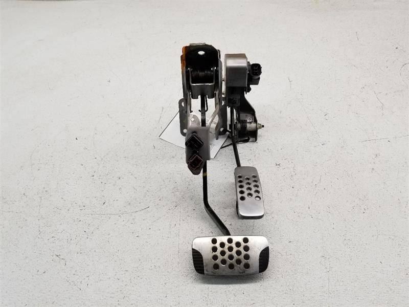 03-07 Infiniti G35 03-06 Nissan 350z M/t Accelerator Gas Pedal OEM