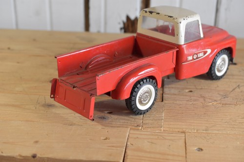 VINTAGE TRU SCALE INTERNATIONAL HARVESTER IH PICKUP TRUCK WITH TRAILER - Picture 8 of 13