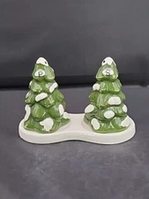 Pier One 1 Imports  Christmas Trees On Tray Ceramic Salt And Pepper Shaker Set