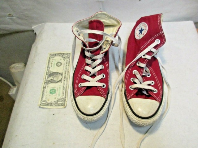 red high top tennis shoes