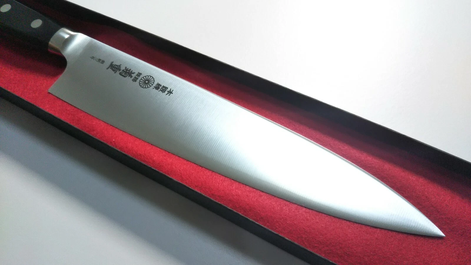 Gyuto Knife - Chef's knife handmade and sharpened by expert - MADE IN JAPAN