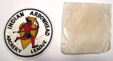 SCARCE NOS VINTAGE INDIAN ARROWHEAD ARCHERY LEAGUE 4.5" UNSEWN PATCH WITH TAG