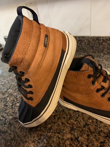 RARE🔥 VANS Sk8-Hi Duck Boots Winter 
