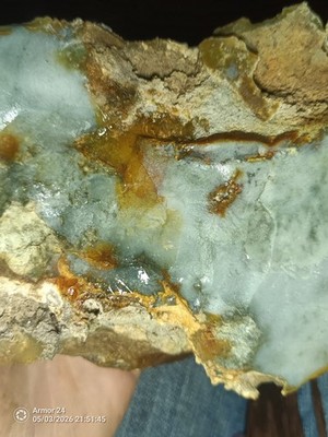 High Grade Cabbing Chalcedony High Transparency And Beautiful Color Variations