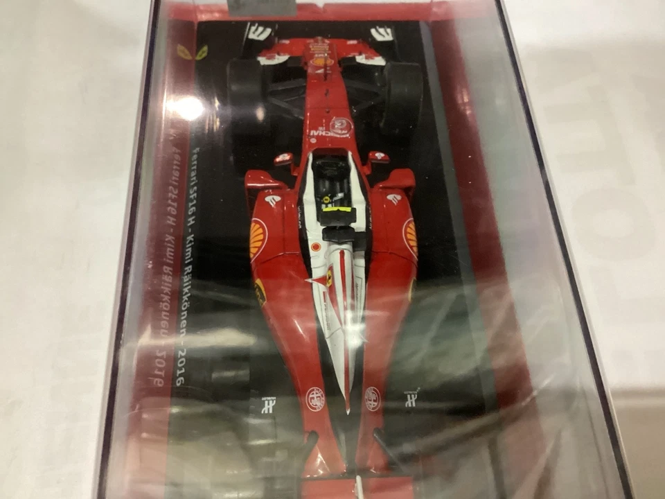 FERRARI  SF16 H  2016  , pilota KIMI RAIKKONEN  1/24.  DIE CAST - Immagine 4 di 4