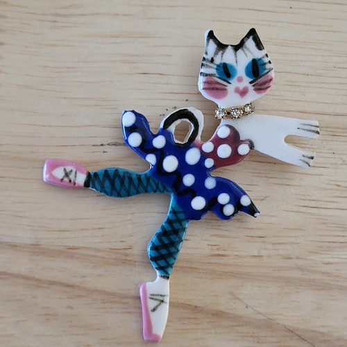 Ballerina Cat Rhinestone Handmade Ceramic Brooch Pin EXCELLENT CONDITION