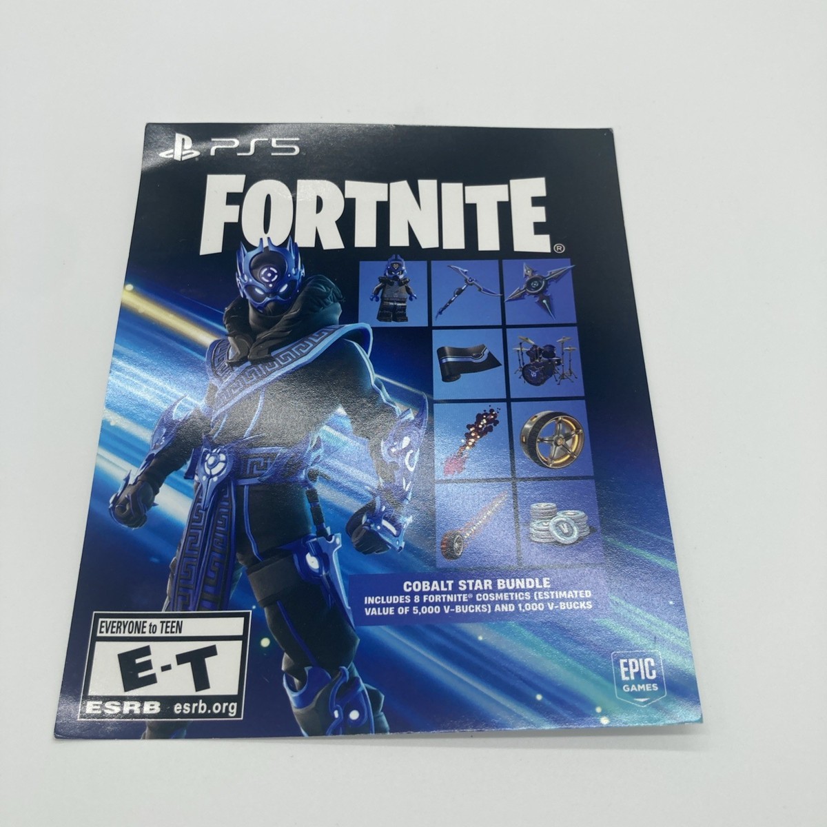 Bundle Fortnite Cobalt Star + 1000 V-bucks - Code PS5/PS4 Neuf