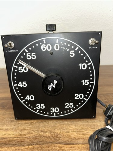 Vintage Gra Lab Glow Darkroom Photo 1 Hour Timer Black Square Model 300 TESTED