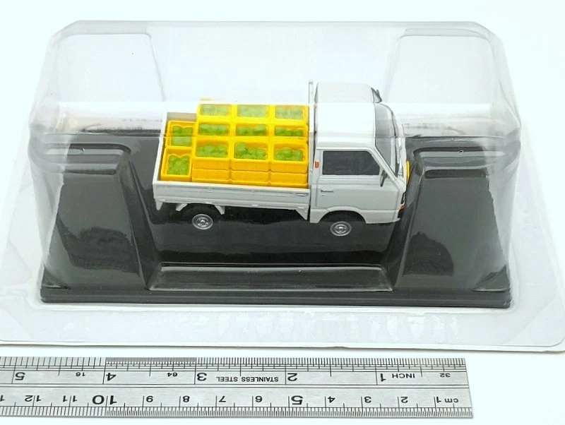 Subaru Sambar (1982) 1/43 Diecast Model Hachette Japan Commercial Vehicles (66) - Image 3 of 4