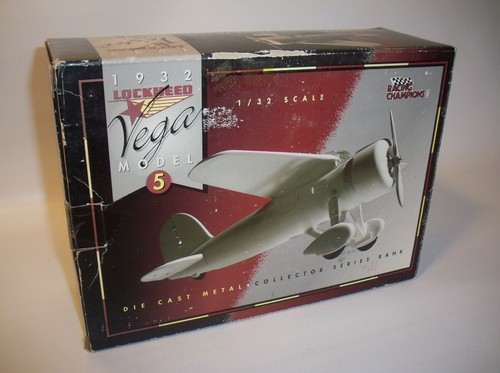 Racing Champions 1932 Lockheed Vega Model 5 Diecast Airplane Bank, #51 Black - Picture 7 of 12