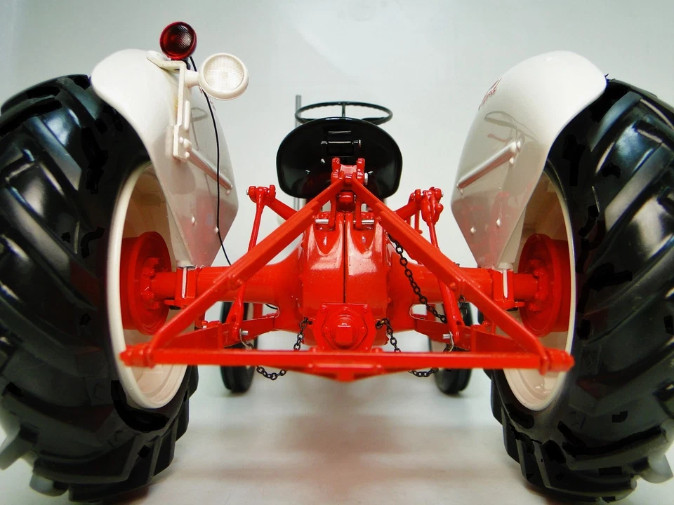 Ford Farm Tractor 1950s Vintage Machinery 1 12 Model Diecast J Rare - Image 3 of 4