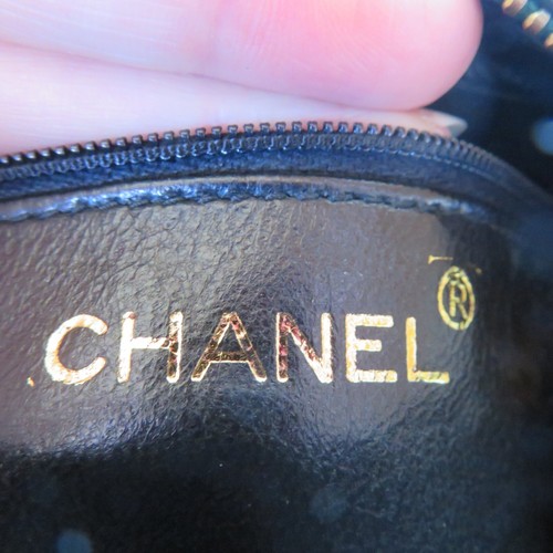 Chanel Crossbody Shoulder Bag Quilted Green Satin Leather Tassel Gold Vintage - Picture 18 of 24