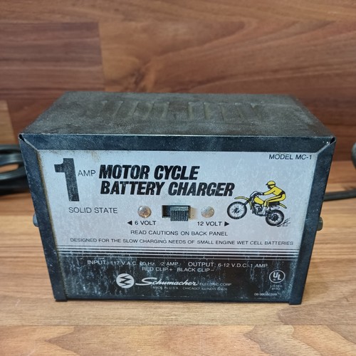Motorcycle/Lawn Tractor 1 Amp Trickle Charger ~ Schumacher MC-1 Battery Charger