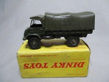 DV3937 DINKY TOYS FR MERCEDES-BENZ UNIMOG BACHE Ref 821a VERT BON ETAT EN BOITE