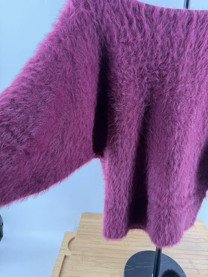 Suéter Anthropologie Ember Eyelash Fuzzy Borgonha Tamanho Pequeno Largo Manga Cônica - Imagem 4 de 4