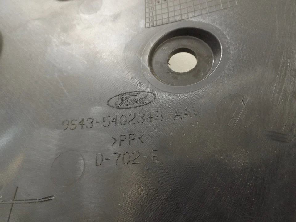 Ford Focus Passenger FR 2008-2010 moldura de panel de retroceso usado 9S4Z5402345AB fabricante original Foto 4 de 4