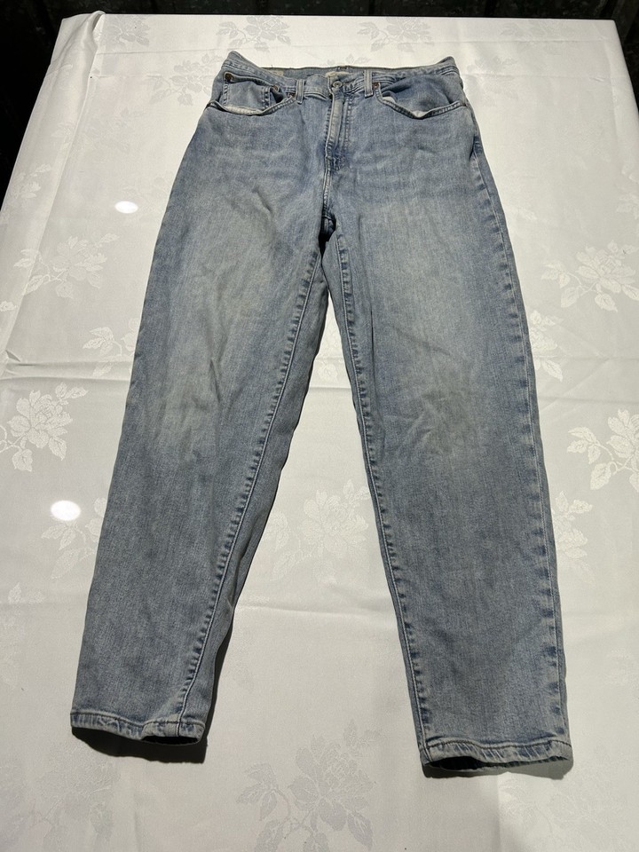 Levi's Jeans Women's Size 30 Light Blue High Rise Boyfriend Stretch