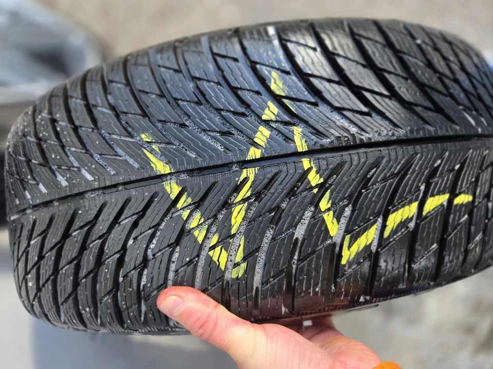 4x Mercedes W205 C63 AMG Winterkompletträder 245/35R19 265/35R19 - Bild 2 von 4