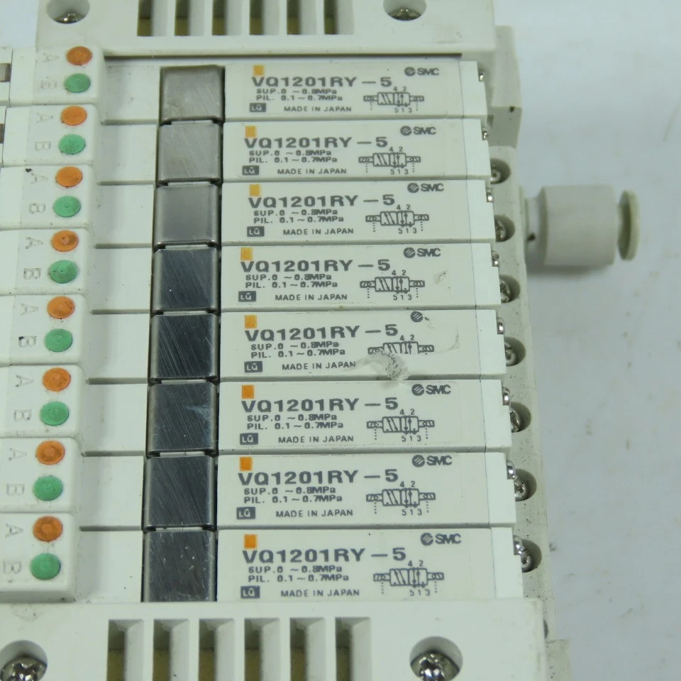 SMC VQ1201RY-5 EX120-SSY1 Électrovanne Collecteur 8-Station 24VDC Serial Unité - Photo 3/4
